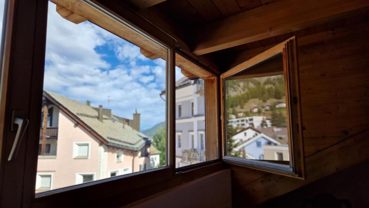 Weisses Kreuz - Crusch Alva Bed and Breakfast Samedan Εξωτερικό φωτογραφία