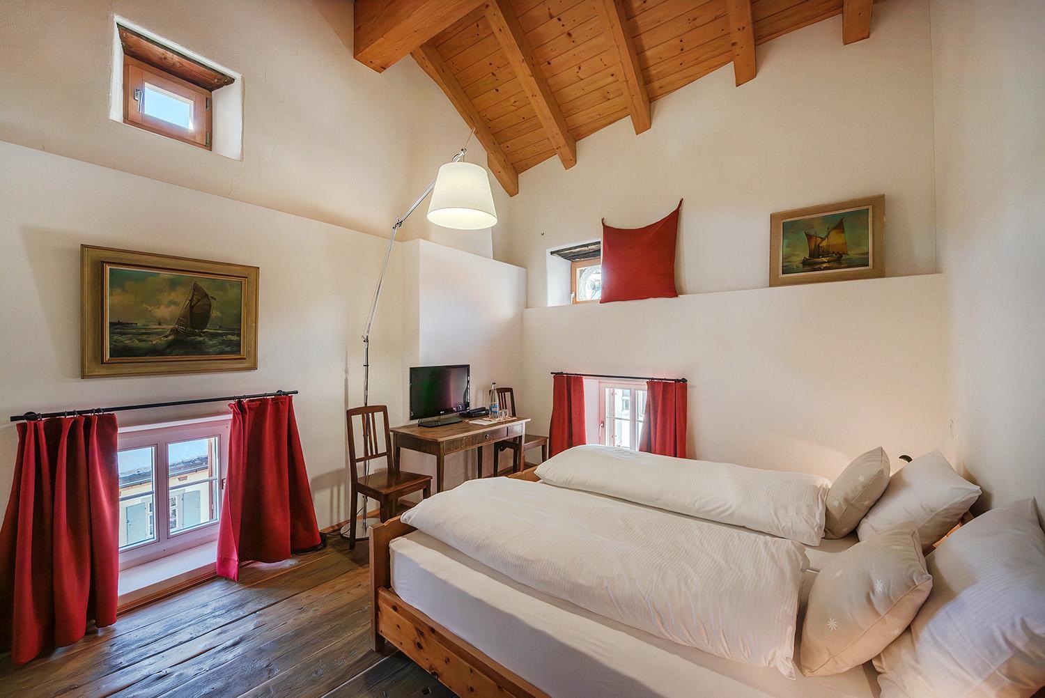 Weisses Kreuz - Crusch Alva Bed and Breakfast Samedan Εξωτερικό φωτογραφία